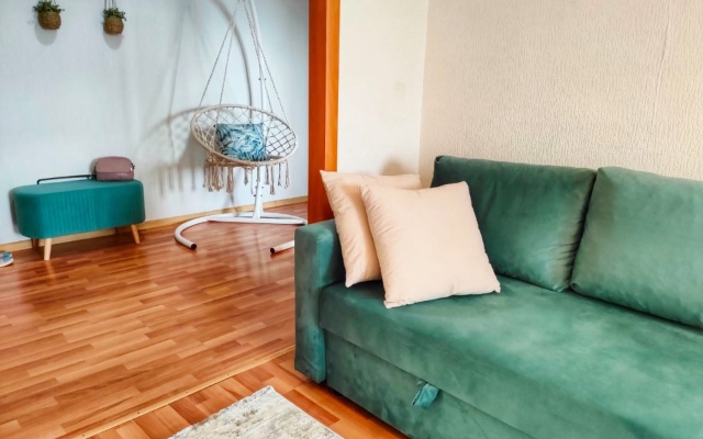 Апартаменты просторные у Аквапарка с видом на Уральские горы