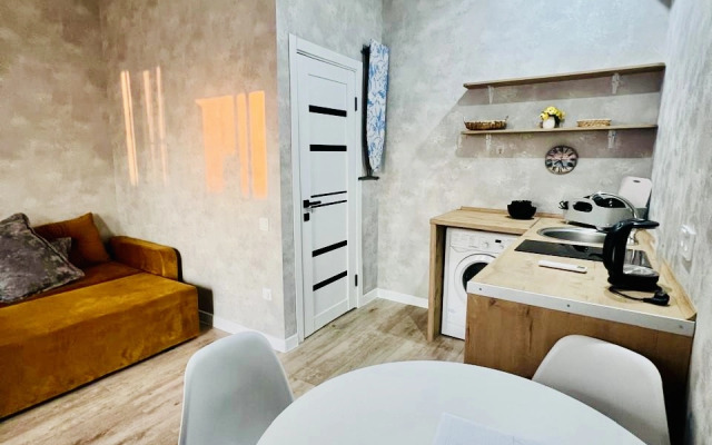 Studiya v Tsentre Adlera ryadom s Morem Flat