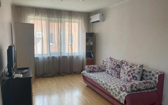Na Ul. Khabarovskaya 2A Flat
