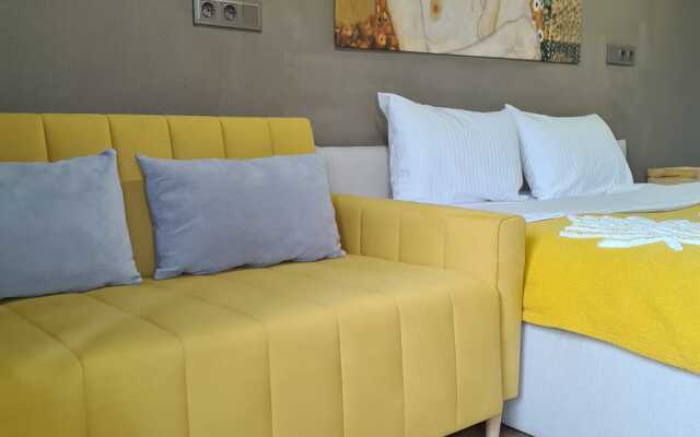 LANDRIN APART Na Lesnoj Apartments
