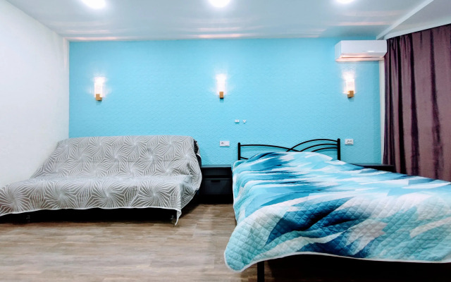 Lyuks s Konditsionerom i Boylerom v Tsentre Abakana Apartments