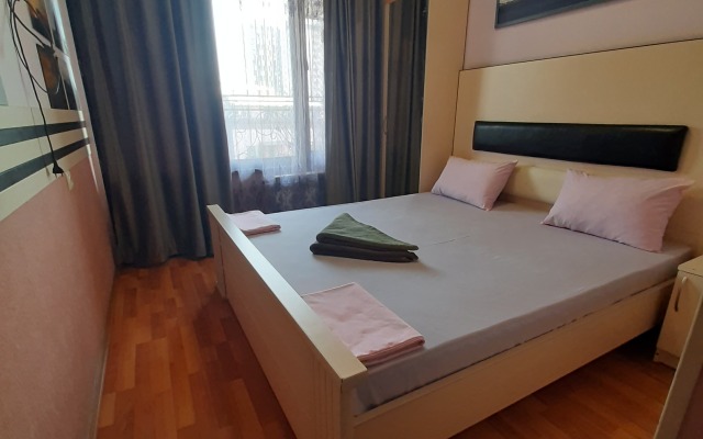 Arm Hostel