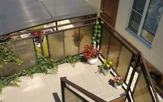 Elina Guest house
