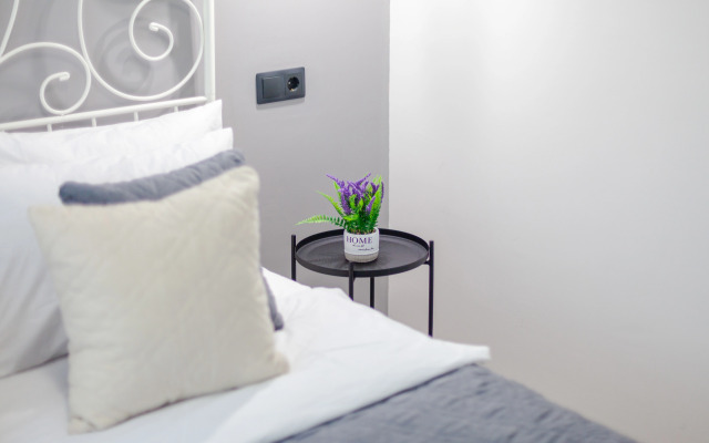 Evrodvushka RentPlaza klassa LUX Apartments