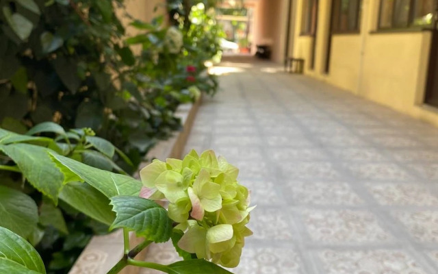 Kalarash 17A Guest House
