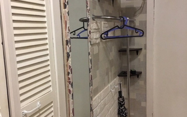 Dvushka u Semimostya Flat