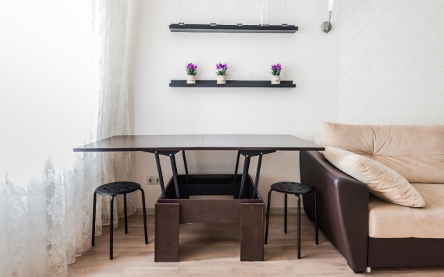V Tihom Tsentre Flat