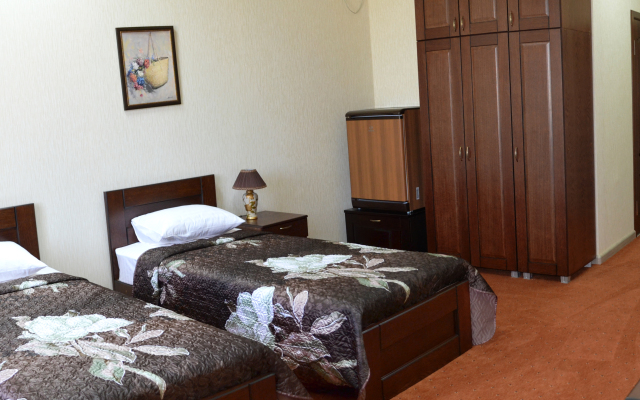 Lazurit Hotel