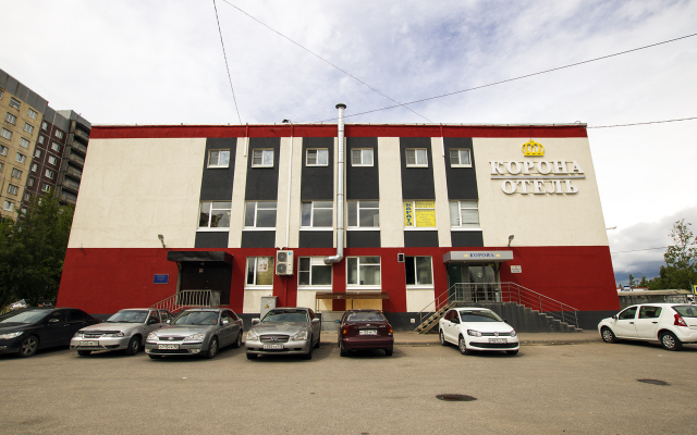 Отель Корона