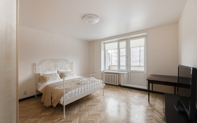 Na Zagorskogo Flat