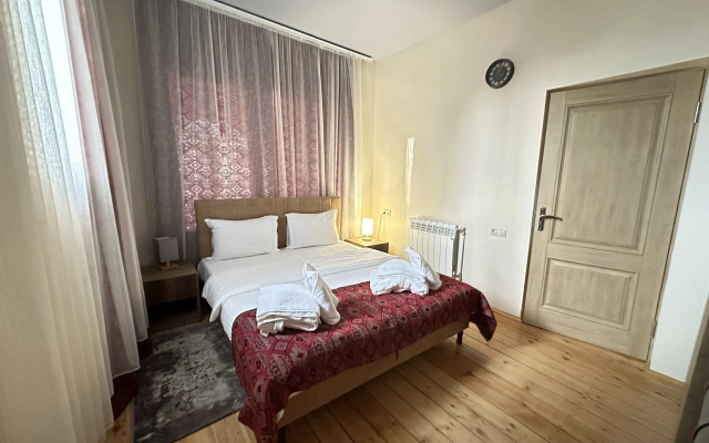 Guest house DEGHCENI