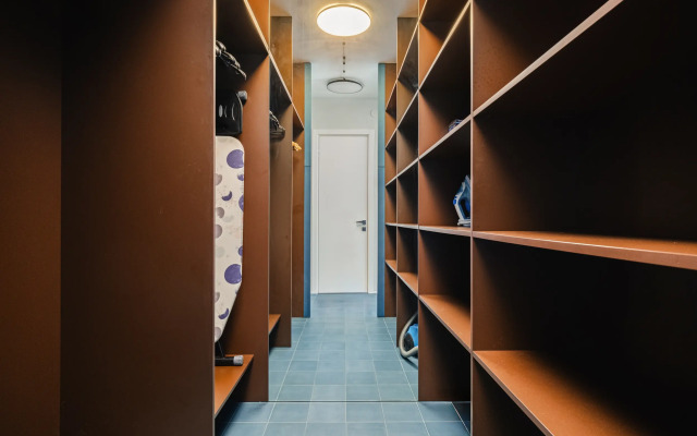 Apartments S Zakhvatyvayuschim Vidom Na Prospekt Dzerzhinskogo