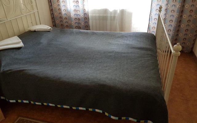 Dom Tvorchestva Imeni D.N. Kardovskogo Hotel