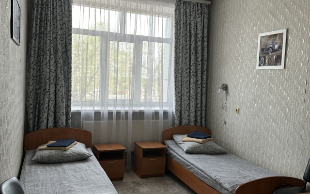 Lada Hotel