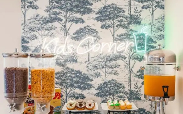 Golden Sands Hotel Apartments