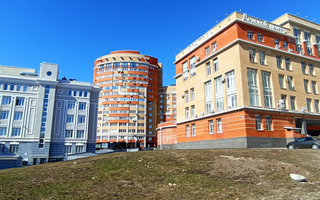 Na Ulitse Mira 15b Flat