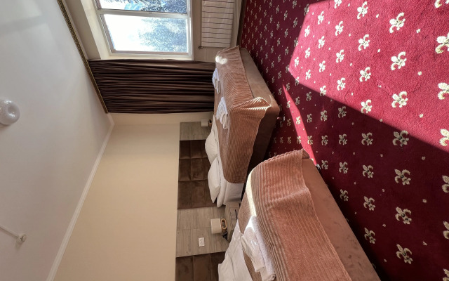 Belye Nochi Hotel