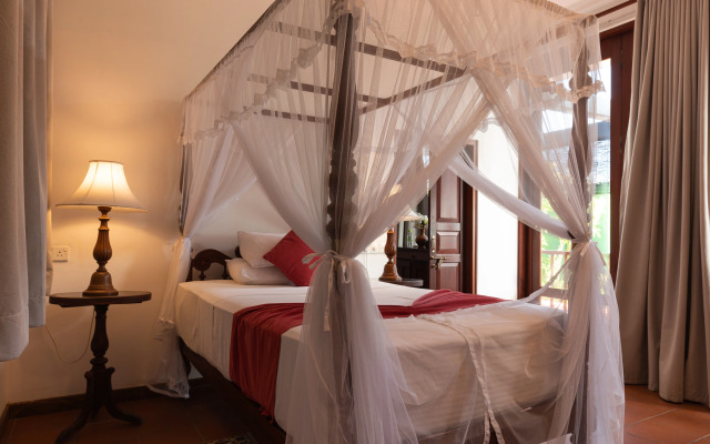 South Point Ocean 8 bedroom beach front Villa