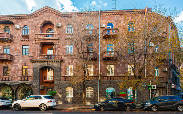 KeyGo #0107, 1 Bedroom, City Center Apartments