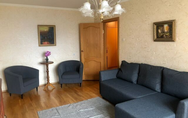 Blagorodnaya klassika v Tsentre Flat