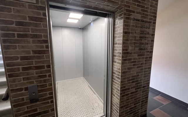 Yevrodvushka V Tsentre Ryadom S Naberezhnoy Flat