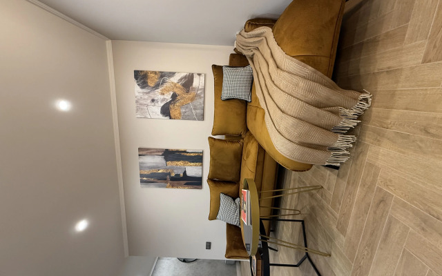 Na Verkhnem Prudu Apartments