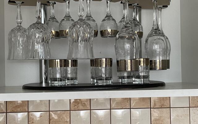 Квартира Двухуровневая Мансарда с Видом на Замок