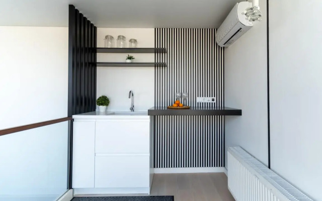 Dvuhehtazhnye Apartamenty s otkrytoj terrasoj na Stachek 62