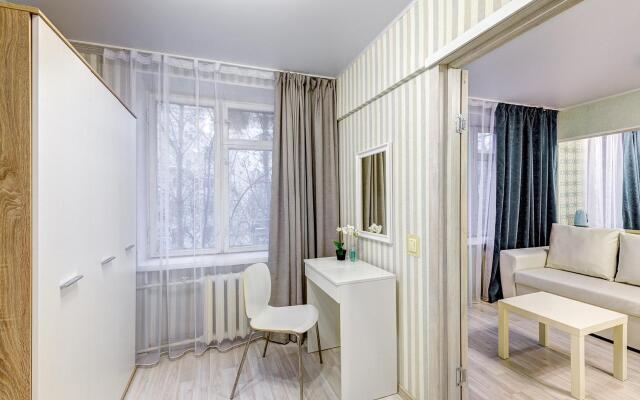 Berezhkovskaya Naberezhnaya 10 Apartments