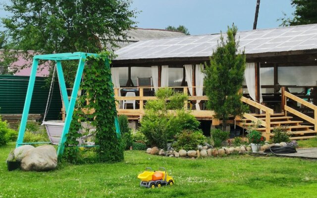 Ryizhaya Sova Guest House