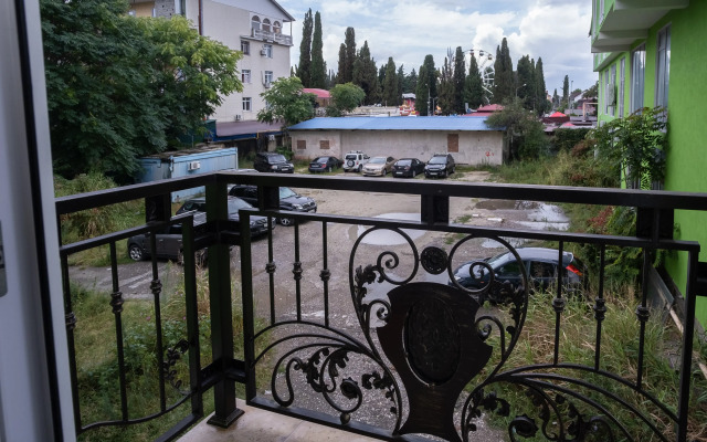 Red Apartments Art Layt Ester Apartments