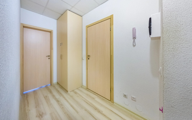 UNO APART na Stepana Razina 2 40 м²  2 krovati Apartment