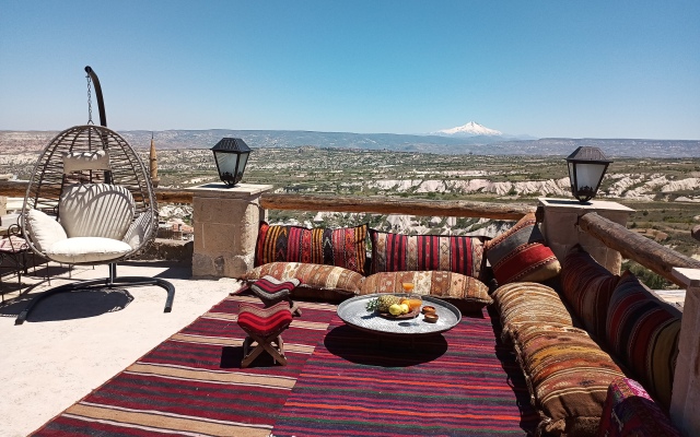 Отель Cronos Cappadocia Uchisar