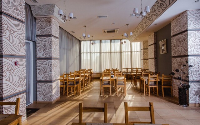 Luna Hotel
