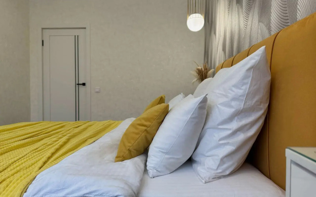 Apartamenty Avrora Shiroko Kholodnaya 8. 2 etazh