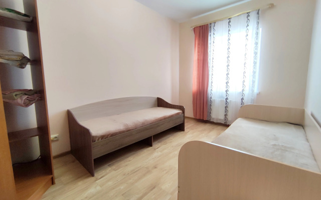 Квартира Трехкомнатная Рядом с Музыкальной Школой иТорговым Центром - фото 4