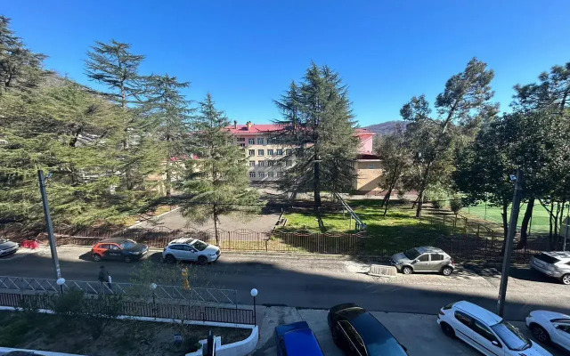 Studiya 14 Na Ulitse Gaydara 22k1 Flat