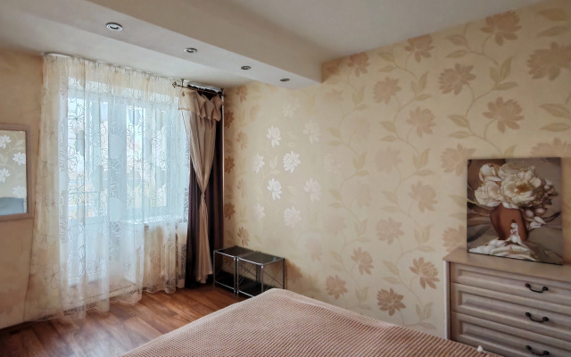 VolgaApart 2-х комнатная квартира