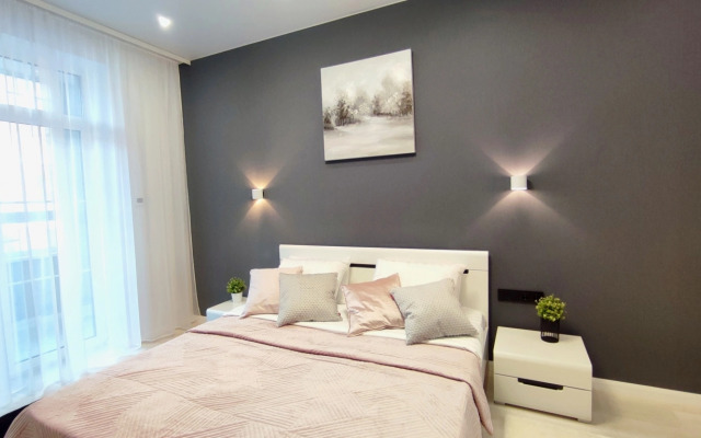 2kh Komnatnye Apartamenty Kranzdeluxe White 1