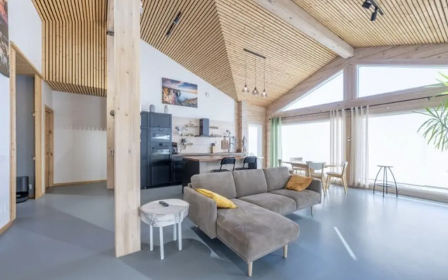 Kiiski Home Villa