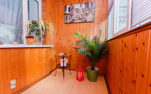 Квартира Прoсторнaя трехкомнатная