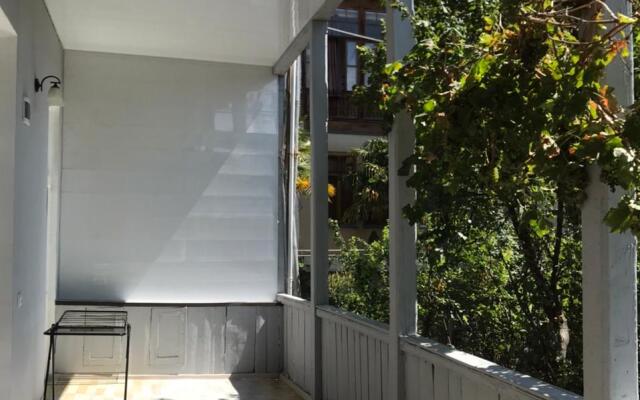 Апартаменты Уютная Квартира в Центре Тбилиси