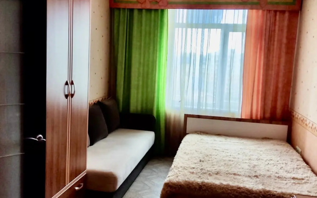 Dom Tut Lyuks Flat