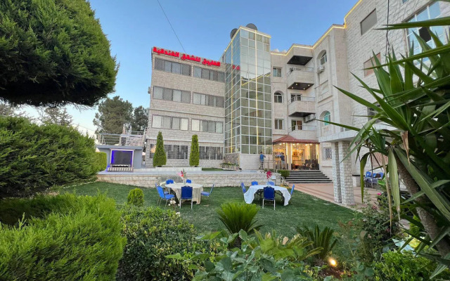 Al Farouq Hotel Apartments Hotel