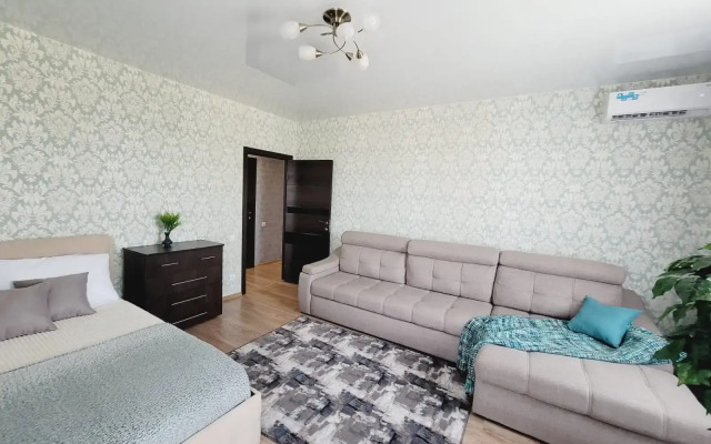 Апартаменты в центре с видом на город 61