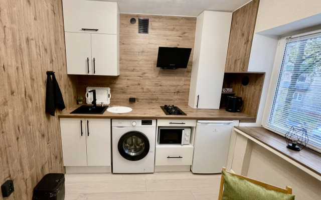 Na Ploschadi Pobedy Apartments