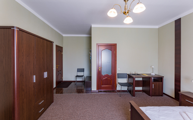 Na Kashtanovoy Guest house