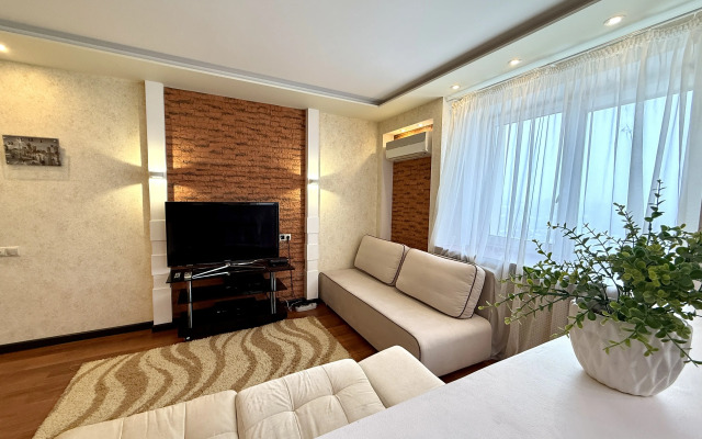 Квартира Двухкомнатные апартаменты 360 по ул. Красноармейская, 100