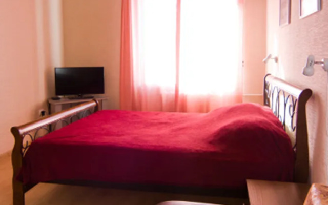 Квартира двухкомнатная набережная Северной Двины 95