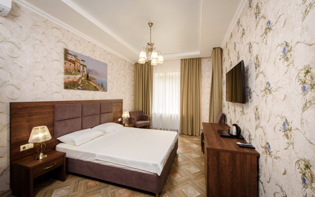 Vintazh Hotel